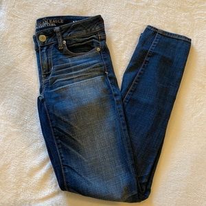 AMERICAN EAGLE JEAN